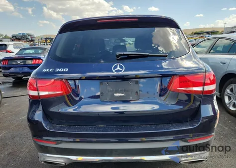 2016 Mercedes-Benz Glc 300 z USA, uszkodzony, nr VIN WDC0G4JB0GF013478